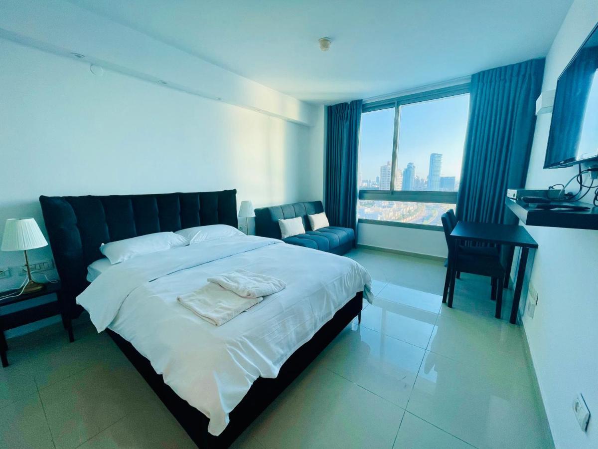 C Tower Apartments Netanya Exterior photo